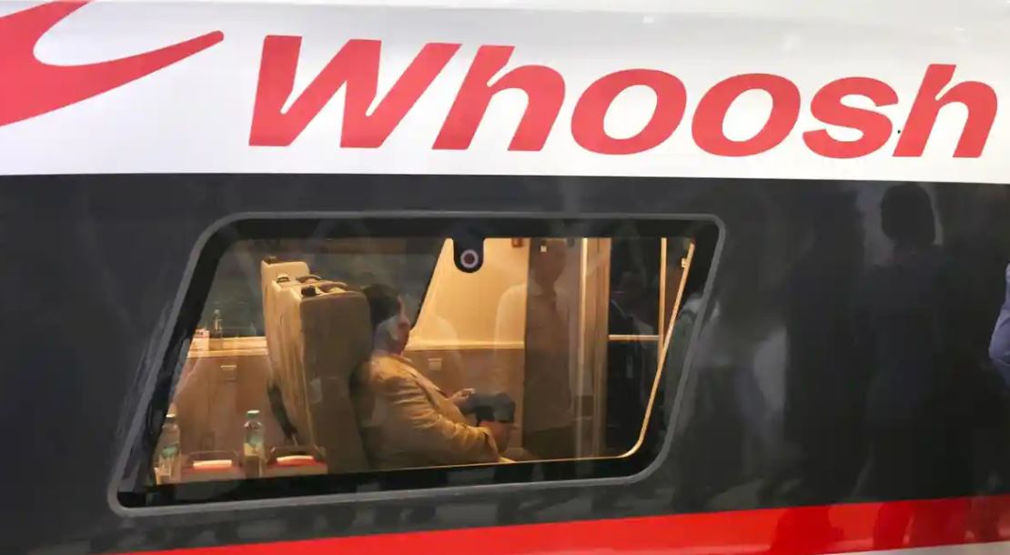 BPK Bongkar Piutang Macet Telkomsel dari Kereta Whoosh Capai Rp298,7 Miliar