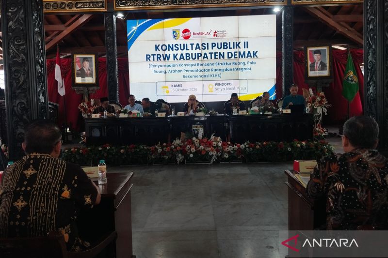 Demak Targetkan Lindungi 50.863 Hektare Sawah dalam Revisi RTRW