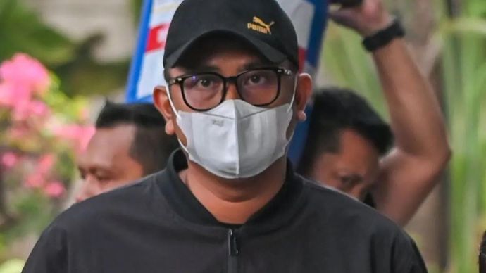 Bupati Klaten Tiba di Gedung KPK, Tong Biru Diduga Penampung Uang Ikut Disita