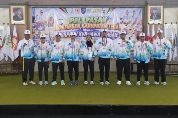 Bupati Tegal Berangkatkan 61 Atlet ke Porprov Jateng XVII, Target 20 Besar