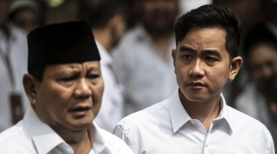 8 Kali Reshuffle Prabowo-Gibran, Kabinet Bongkar Pasang: Kinerja atau Bagi-Bagi Kursi?