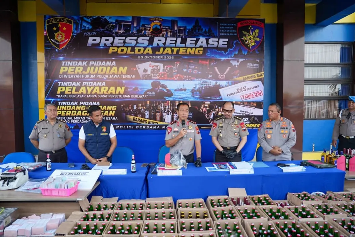 Ditpolairud Polda Jateng Gagalkan 2.604 Botol Miras Ilegal ke Karimunjawa, Dua Tersangka Ditangkap
