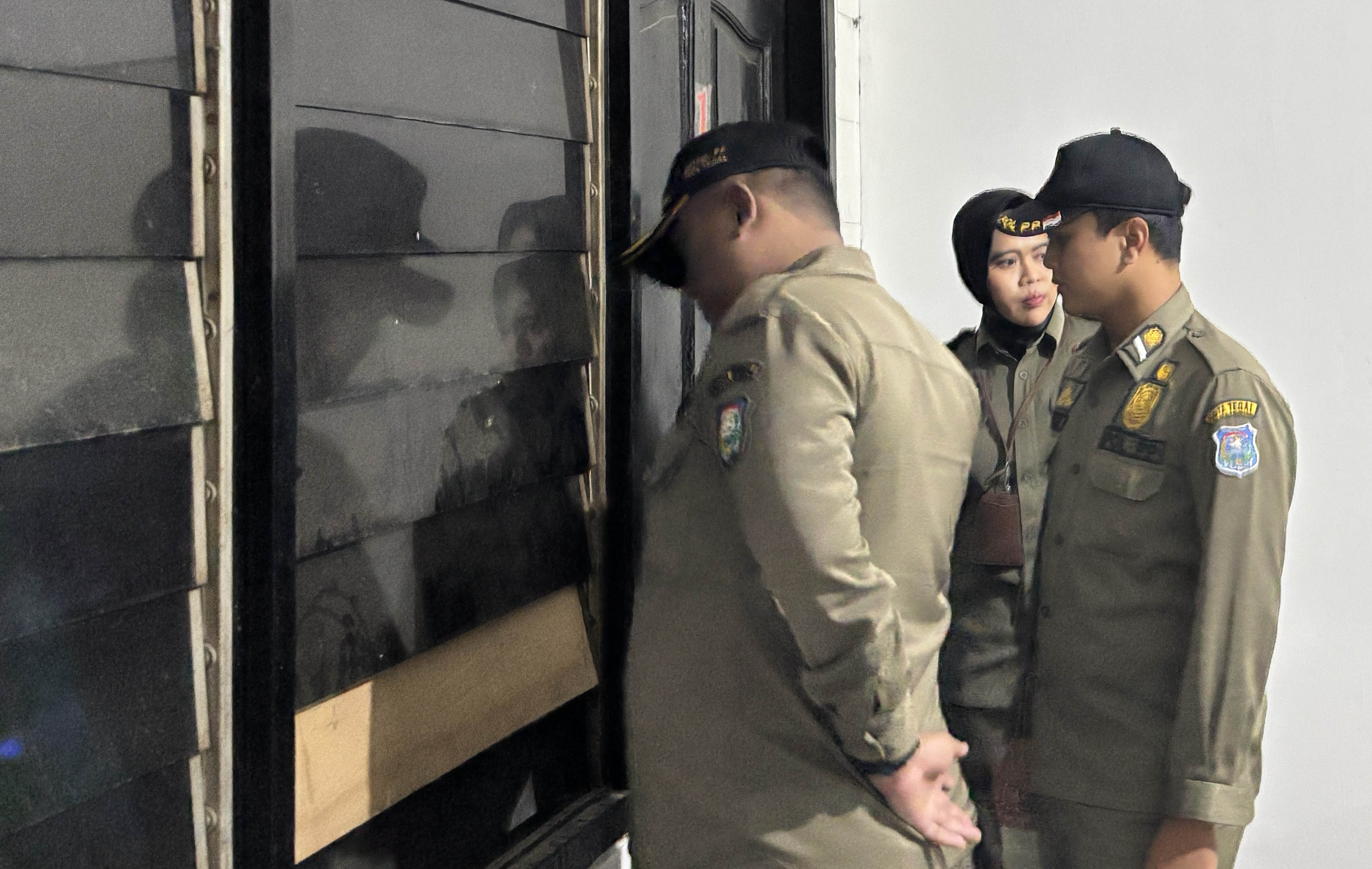 Satpol PP Gerebek Kos di Tegal, Empat Pasangan Terjaring