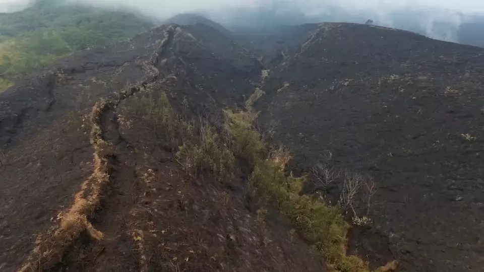 Karhutla Gunung Sumbing Dinyatakan Padam, Gubernur Jateng Minta Pemantauan Tetap Berjalan