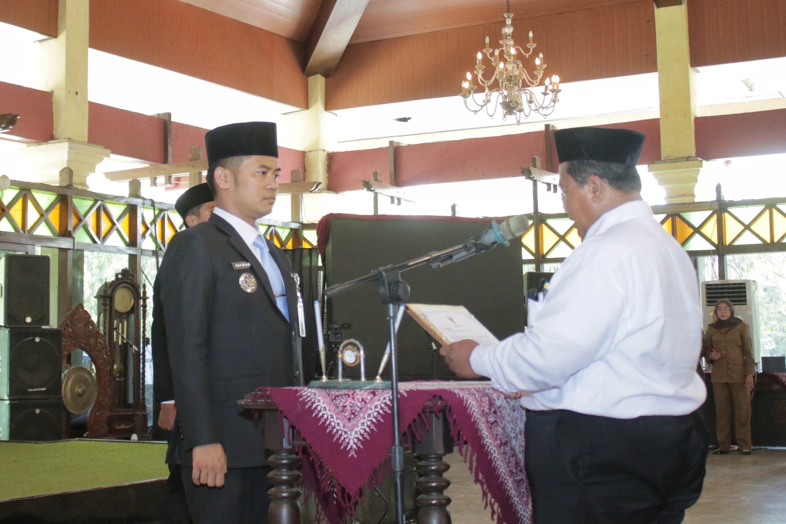 Ratusan Anggota BPD Kabupaten Tegal Dilantik, Bupati Minta Kawal Dana Desa dan Bansos