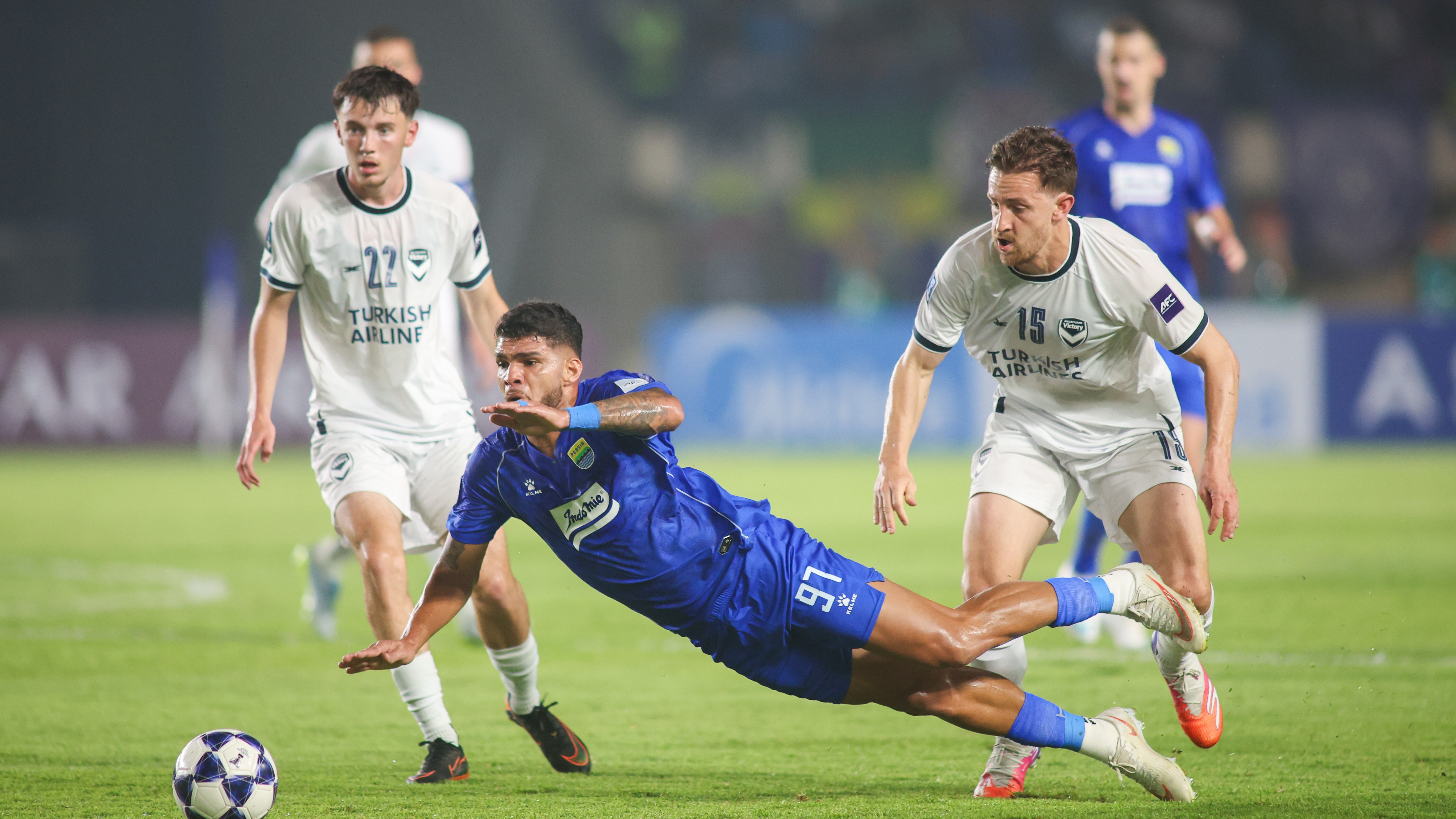 Brace Balsa Sekulic Bawa Persib Taklukkan Melbourne Victory 2-0 di ACL Two