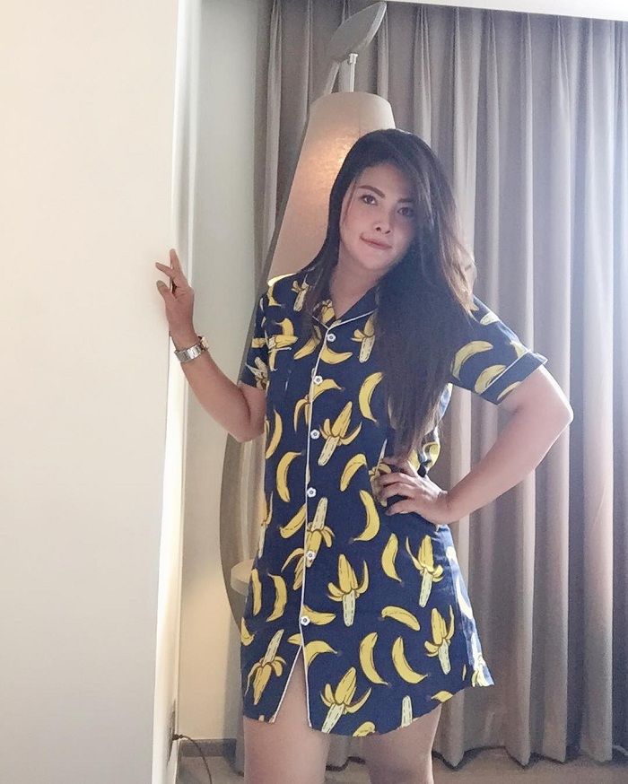Liena Ozora driver cantik PO Agra Mas