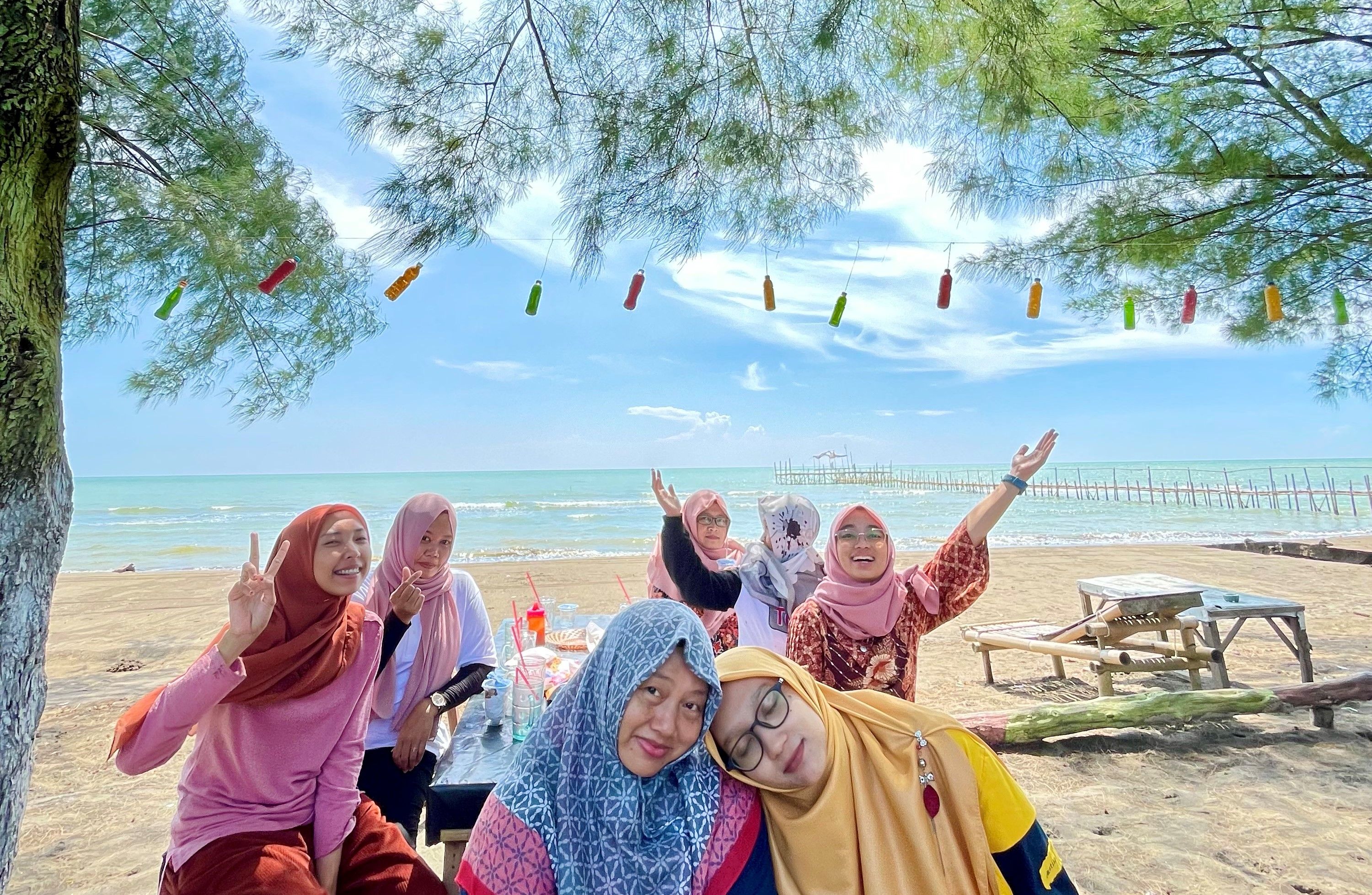 Pantai jos