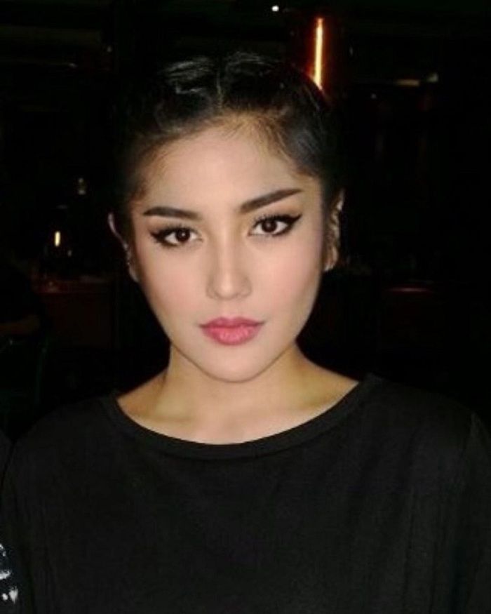 Maura Magnalia Madyaratri, putri Nurul Arifin