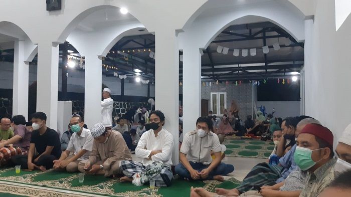 Halal Bihalal di Masjid Bait Al Barokah lingungan Bella Casa Residence, Depok