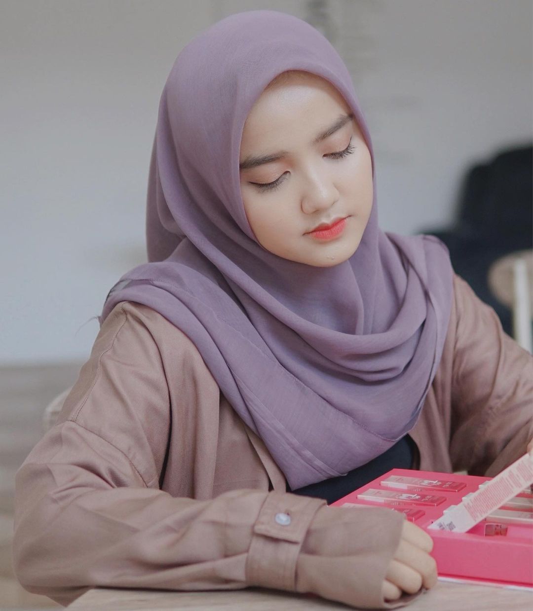 5 Foto Manja Wirda Mansur, Putri Manis Yusuf Mansur. 