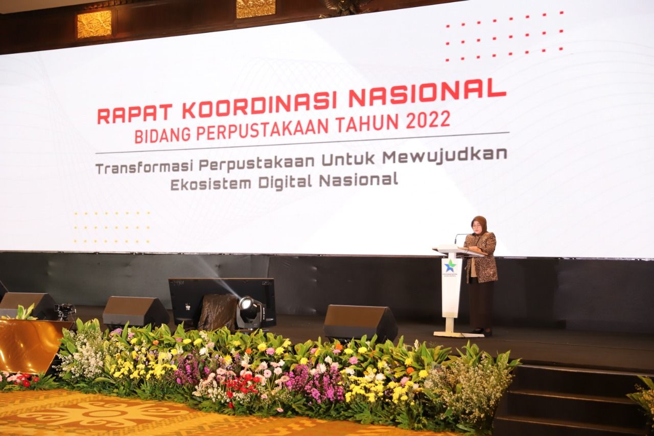 Penutupan Rakornas Perpustakaan tahun 2022 oleh Sekretaris Utama Perpusnas Ofi Sofiana