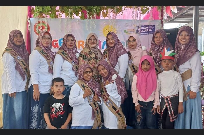 Tim Komite TK Pertiwi 25.10 Kelurahan Debong Tengah