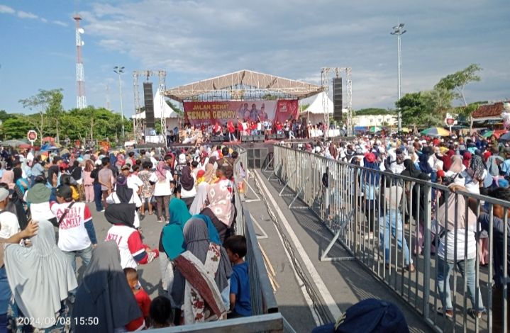 Senam Gemoy kampanye terbuka PSI di Kota Tegal 
